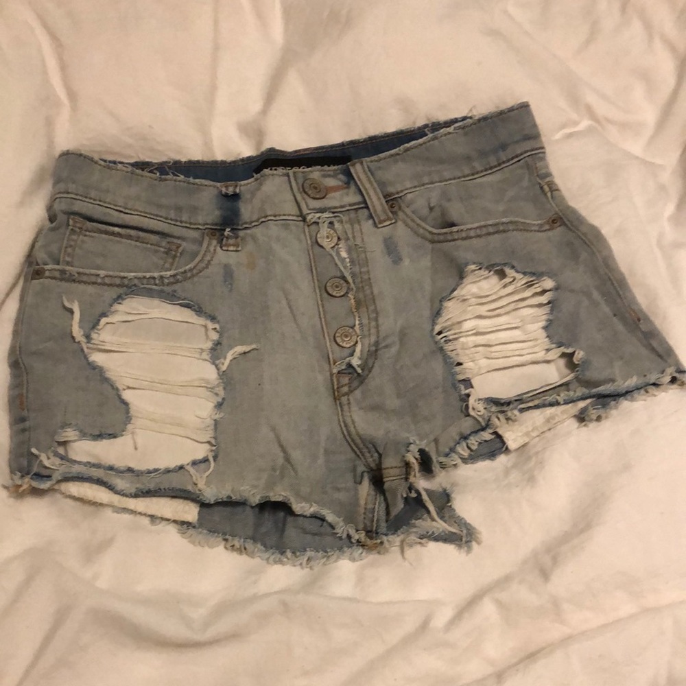 Express super distressed size 4
